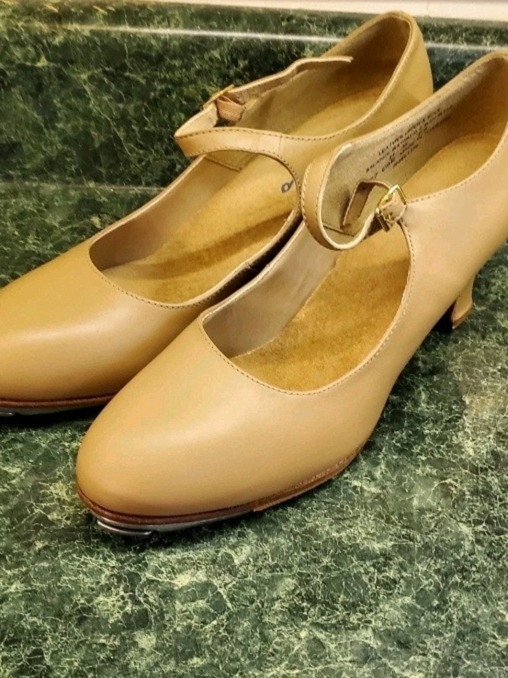 Women's Size 11 Tap Shoes Capezio